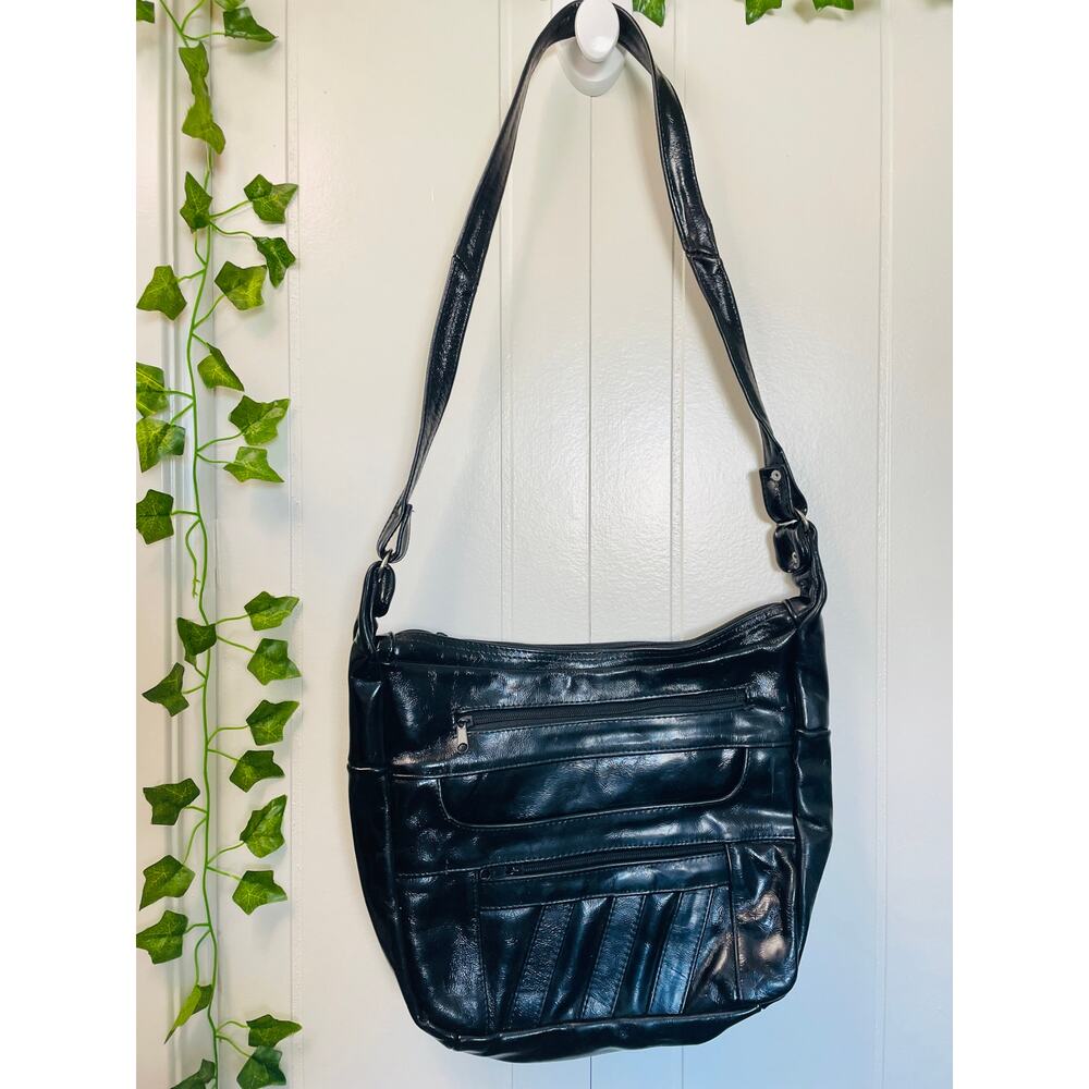 Made In Mexico Genuine Patton Leather Womans Shoulder Purse